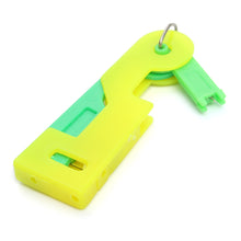 Load image into Gallery viewer, 4Pcs Sewing Accessories With Needle Tape Yarn Cut Thimble Sewing Tools
