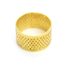 Load image into Gallery viewer, 4Pcs Sewing Accessories With Needle Tape Yarn Cut Thimble Sewing Tools