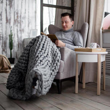Load image into Gallery viewer, 80x100CM Handmade Knit Knitted Blankets Soft Thick Cotton Throw Sofa Bed Decor
