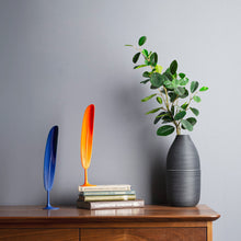 Load image into Gallery viewer, XIAOMI YIYOHOME Feather Shoehorn Elegant Smooth Plastic Shoe Lifter Tool Home Shoes Tools