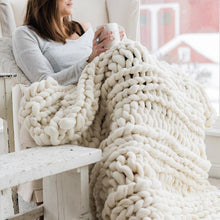 Load image into Gallery viewer, Warm Winter Luxury Handmade Crocheted Bed Knitted Sofa Cover Blanket 5 Colors Thick Thread Blanket Knitted Quilt Home Gift