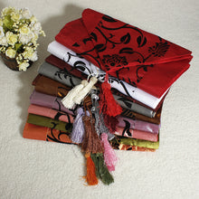 Load image into Gallery viewer, Flocking Damask Table Runner Cloth Wedding Decoration