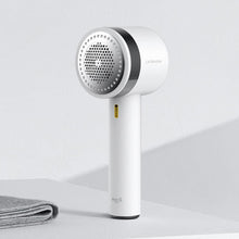 Load image into Gallery viewer, Deerma Clothes Sticky Hair Multi-function Trimmer USB Charging Fast Removal Ball XIAOMI Cooperation Brand