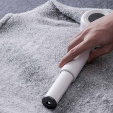 Load image into Gallery viewer, Deerma Clothes Sticky Hair Multi-function Trimmer USB Charging Fast Removal Ball XIAOMI Cooperation Brand