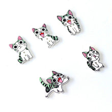 Load image into Gallery viewer, 50PCS 21-26MM DIY Animal Wood Buttons Painted Cute Cat Hand-sewing Decorative Other Crafts Accessori