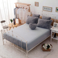 Load image into Gallery viewer, Winter Velvet Queen Bedding Sets Mink Velvet Warm Bed Linings Bedding Kits